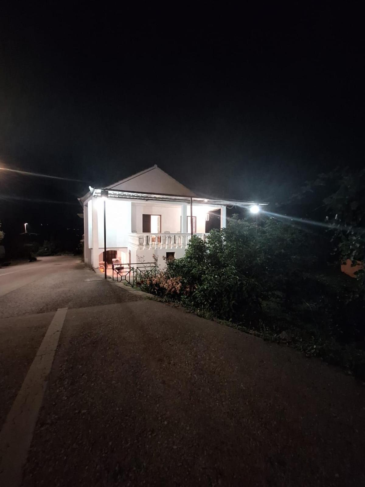 Amma Rooms Gruda Buitenkant foto